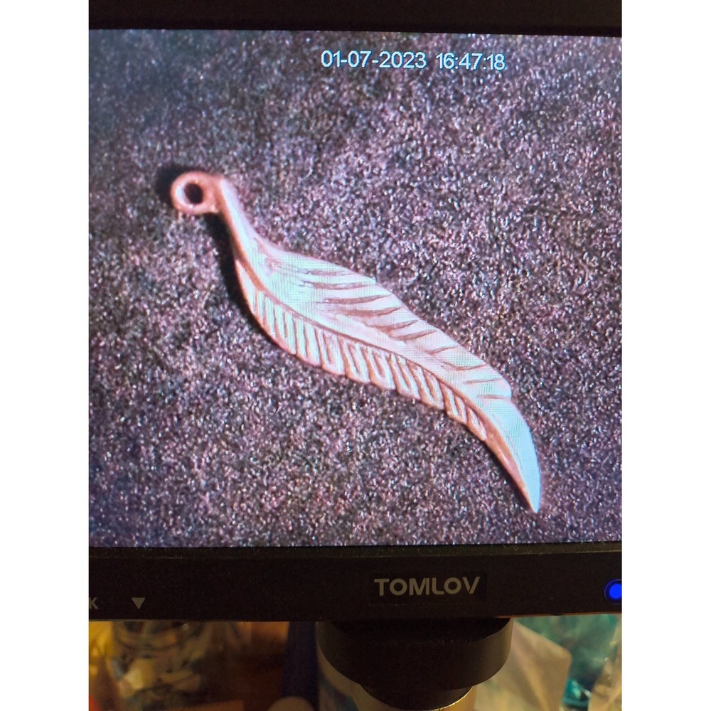 Unbranded Copper Feather Pendant Charm Curved Plume Texture Unisex Jewelry